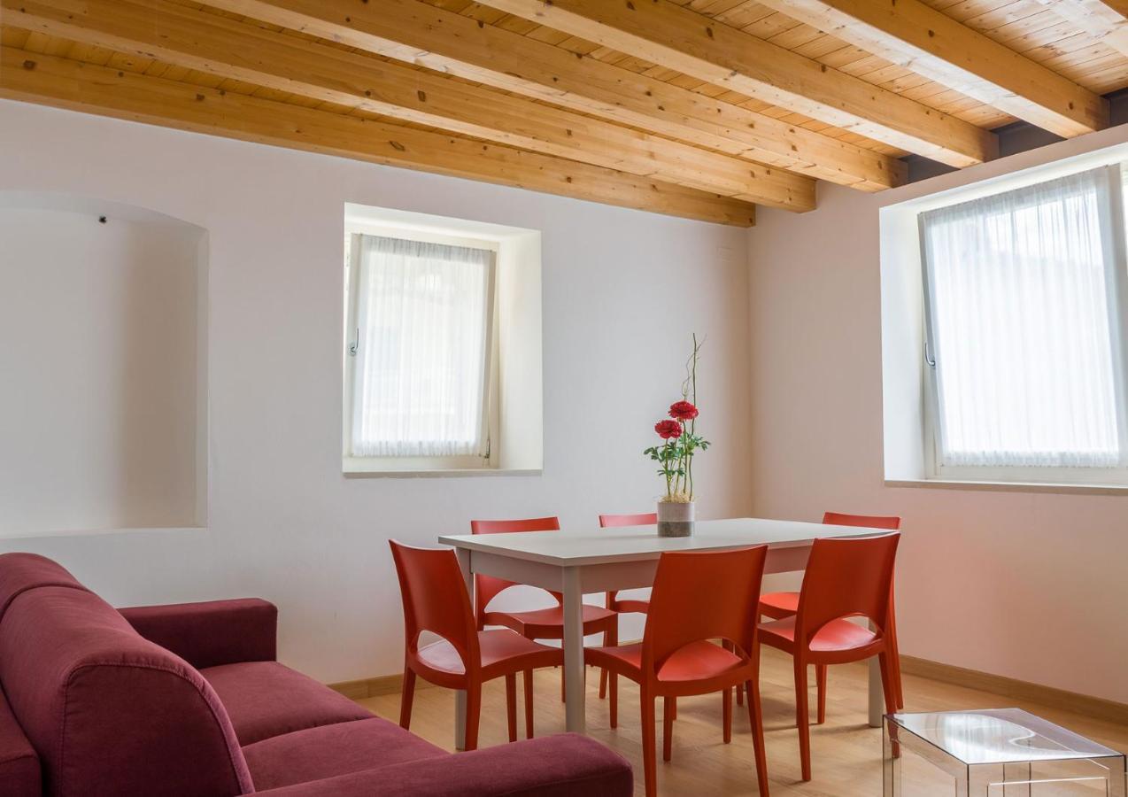 Villa Borgo Borago برنزوني سول جاردا المظهر الخارجي الصورة