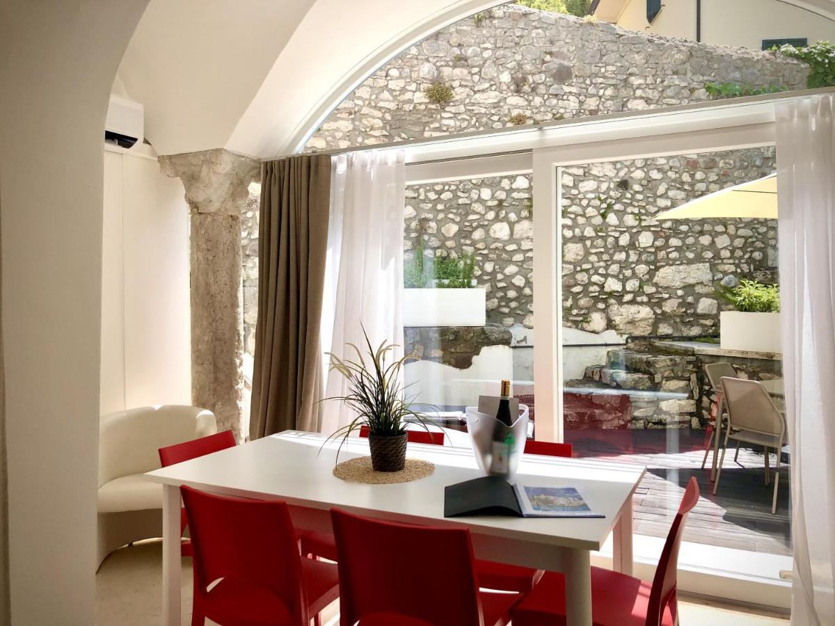 Villa Borgo Borago برنزوني سول جاردا المظهر الخارجي الصورة