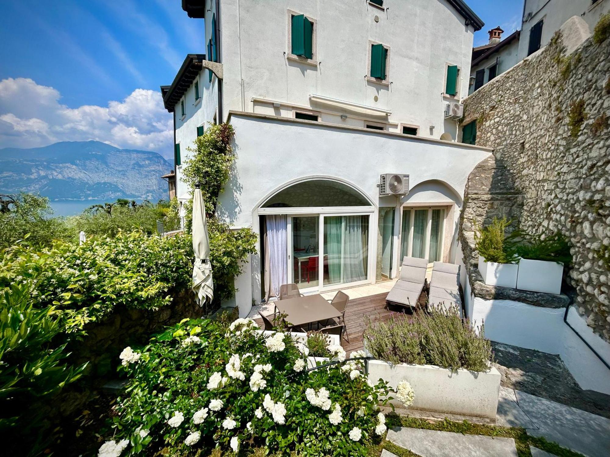 Villa Borgo Borago برنزوني سول جاردا الغرفة الصورة